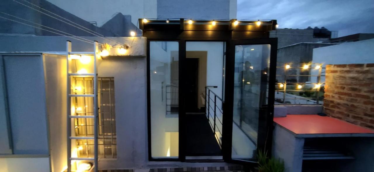 הוילה מונטווידאו House With Large Terrace, Jacuzzi And Gated Parking For One Car מראה חיצוני תמונה