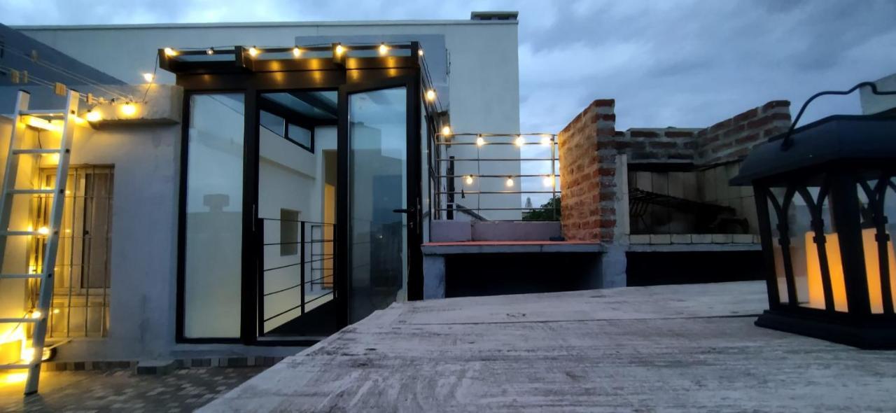 הוילה מונטווידאו House With Large Terrace, Jacuzzi And Gated Parking For One Car מראה חיצוני תמונה