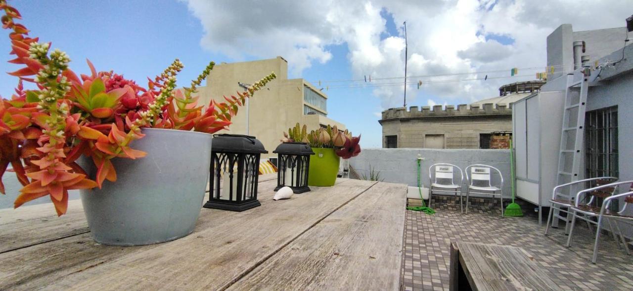 הוילה מונטווידאו House With Large Terrace, Jacuzzi And Gated Parking For One Car מראה חיצוני תמונה